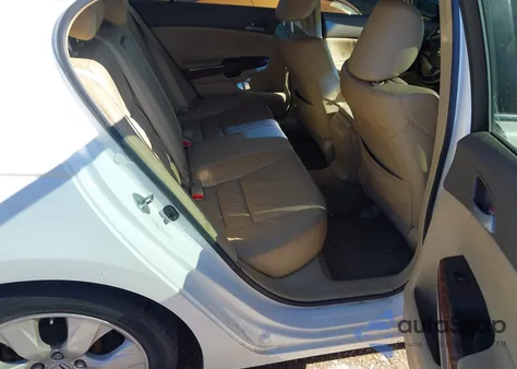 2008 Honda Accord 2.4 Ex-L из США, поврежденный, VIN JHMCP268X8C071846